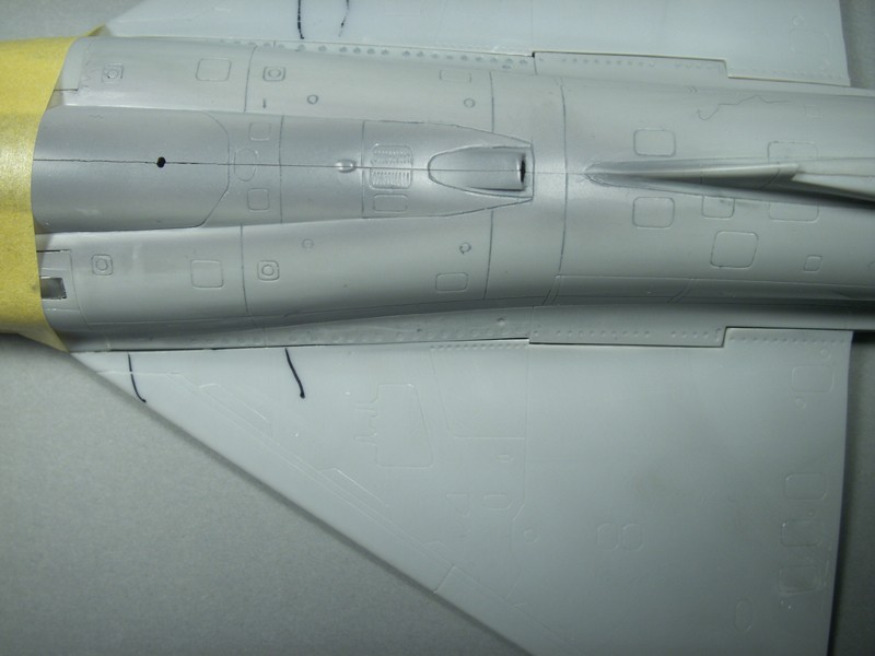 Mirage 2000C [Heller] 1/48 - Page 12 Pict0043