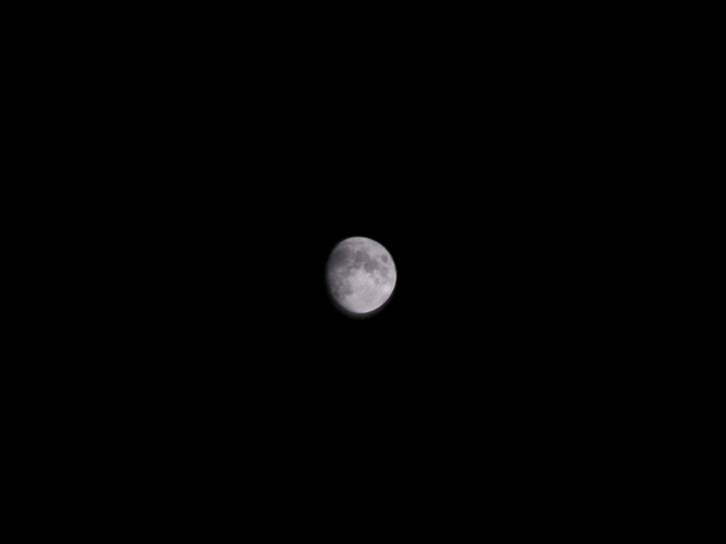 Une petite lune. P1020511