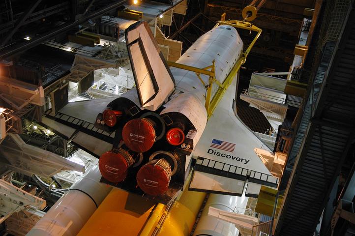 Etats unis d'amérique; préparation de la navette spatiale avant lancement Discov28