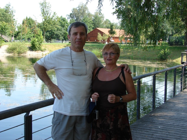 Bernadette et roger se rencontrent au jardin des deux rives à Strasbourg le 17 juillet 2007 Dsc02011