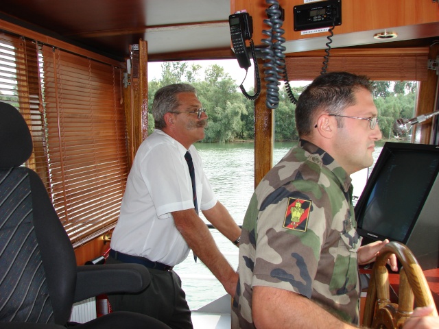 Croisière sur le rhin avec l'amicale des coloniaux le 17 septembre 2007 (suite numéro 3) Dsc03012