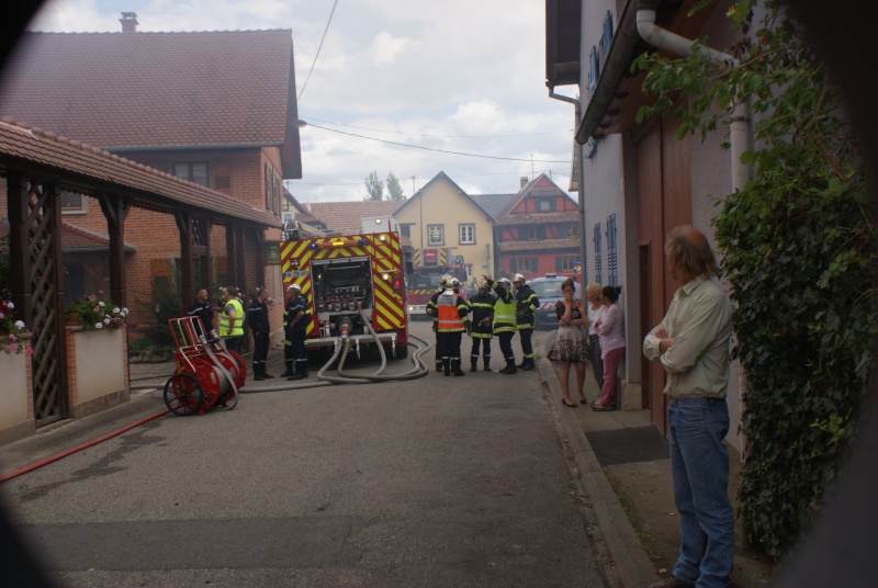 Incendie à Mittelhausen le 28 août 2011 Dsc07523