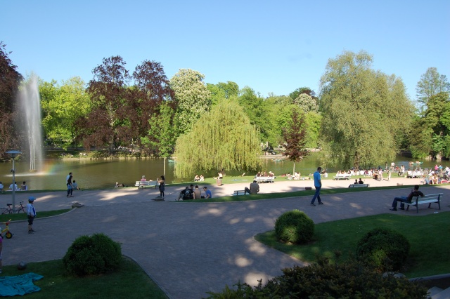 Europe, France, Strasbourg, Le parc de L'orangerie et ses cigognes. Dsc_0228