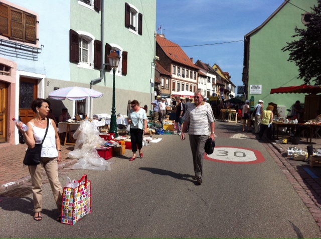 Le marché aux puces de Wasselonne Photo710