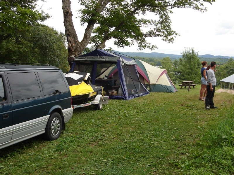 Camping et Motomarine en connaissez vous? Dsc00611