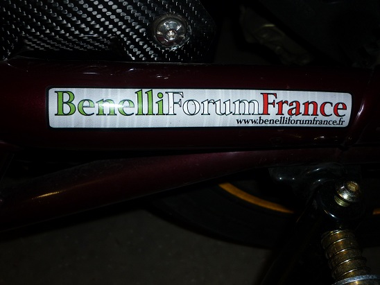 COMMANDE STICKERS BENELLI FORUM - Page 7 P1040714