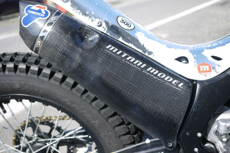 Protection MITANI pour échappement TERMIGNONI 31569310