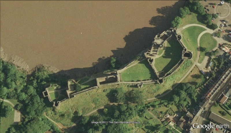 La Digue d'Offa (Offa's Dyke), frontière entre l'Angleterre et le Pays de Galles Le_cha11