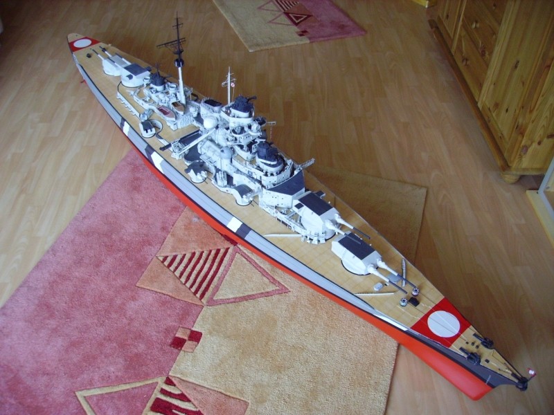 Bismarck 1:100  gebaut von Gustibastler - Seite 7 Pict9621