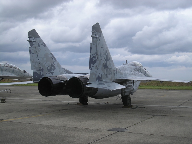 Mig 29 Slovaque de passage à Cambrai. P7110028