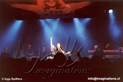 [29 Mars 2002] Omega Live à Toulon 003010
