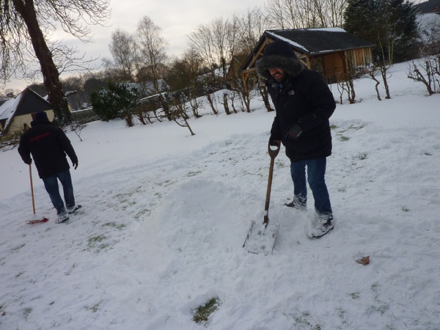 Charly Chezoit Aureli1 en Normandie sous 20cm de neige!  P1050913