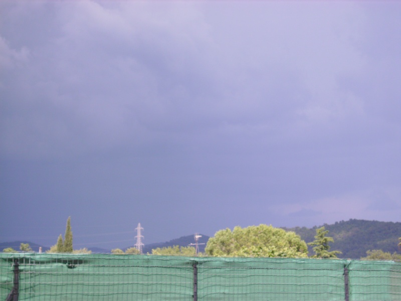 orage du mercredi 4 juin 2008 + tuba + faux soleil Imgp0045