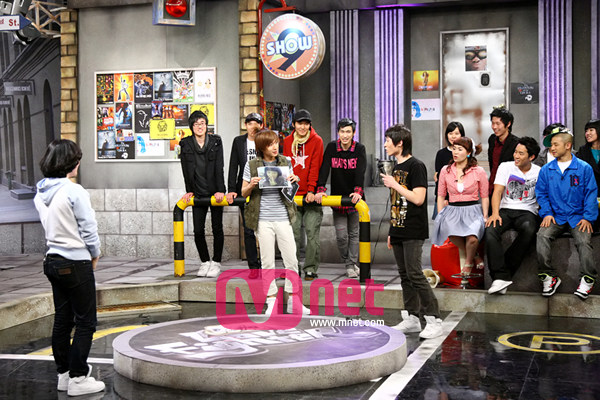 [pics]Lee Teuk's Love Fighter 1923610