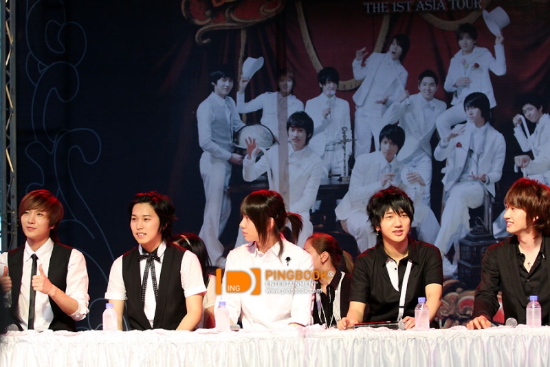 [pics]Super Junior In Thailand-Super Show 3810