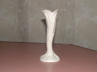 Crown Lynn Bud Vase  No 481 - just added to CL shape guide Cl-48110