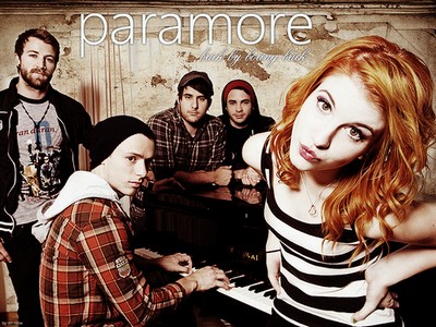 Un de mes groupes que j'adore; Paramore. Paramo10