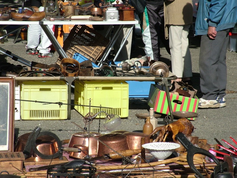 VIDE GRENIER avec xaviera et les siens Dscf0737