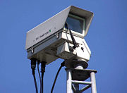 الدائرة التلفزونية المغلقة Closed-circuit television - CCTV 180px-14