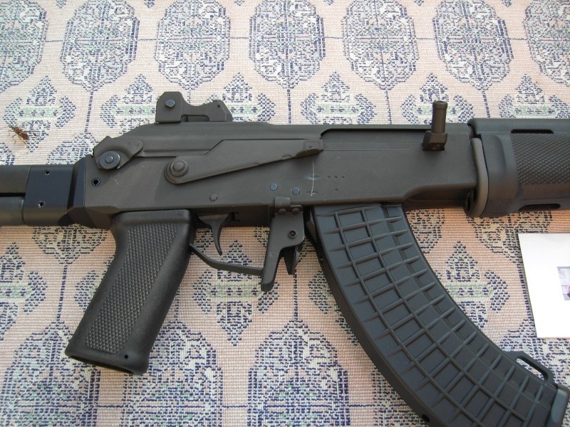 Qui connaît cette arme ? Pict2414