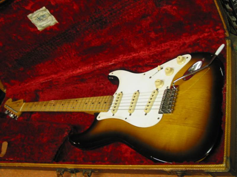 La Stratocaster en el estuche (Continuacin) - Pgina 3 57stra10