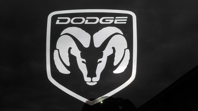 Mon nouveau jouet Mopar (Dodge Ramcharger) - Page 3 2011-020