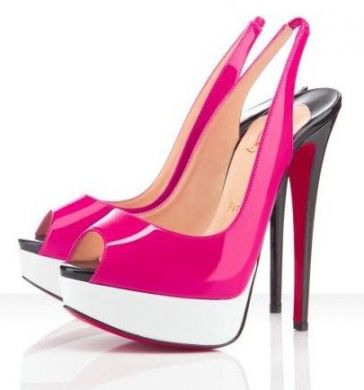 Tendence 2012 te gjitha vajzat me kepuce roze! 11220