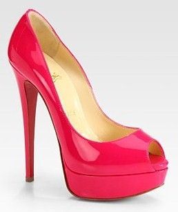 Tendence 2012 te gjitha vajzat me kepuce roze! 12176