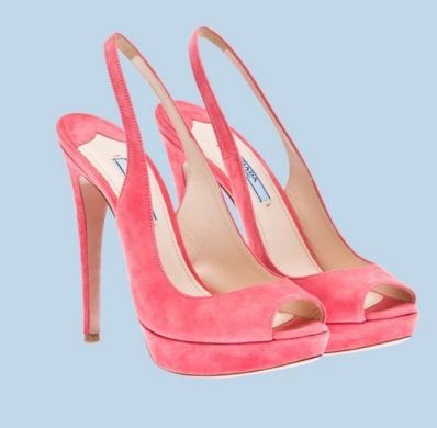 Tendence 2012 te gjitha vajzat me kepuce roze! 3557