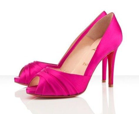 Tendence 2012 te gjitha vajzat me kepuce roze! 4529
