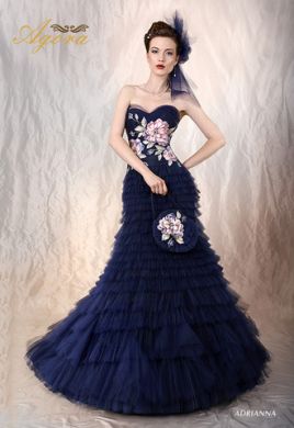 Koleksioni i fustaneve te nuseve 2012, me ngjyra te erreta! 6421
