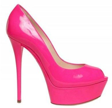 Tendence 2012 te gjitha vajzat me kepuce roze! 8386