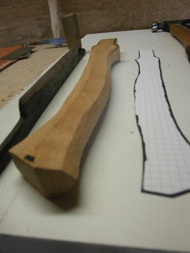 [fabrication] manche de marteaux et de hache ...  P3300116