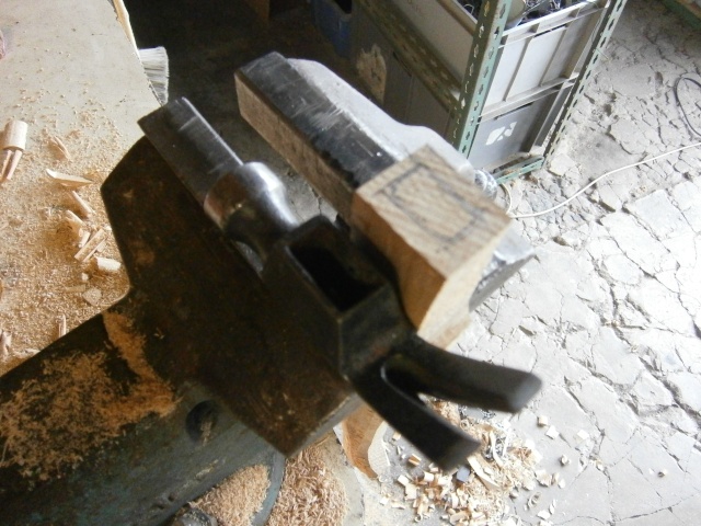 [fabrication] manche de marteaux et de hache ...  P3300117