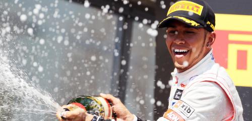 Lewis Hamilton, le Tiger Woods de la F1 - Page 5 19200110