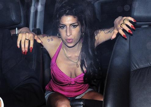 Amy Winehouse : Mort d'une diva tourmentée Sipa_r10