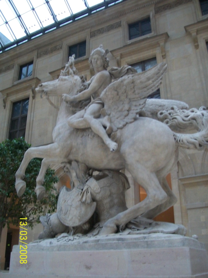 Visite au Musée du Louvre - Page 3 Photo305