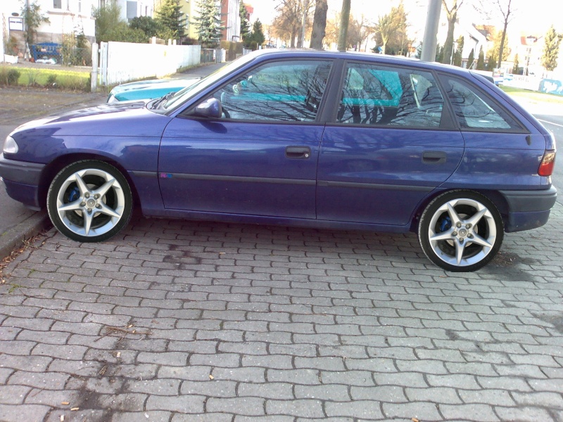 Astra F mit OPC-Felgen Fake 25012011