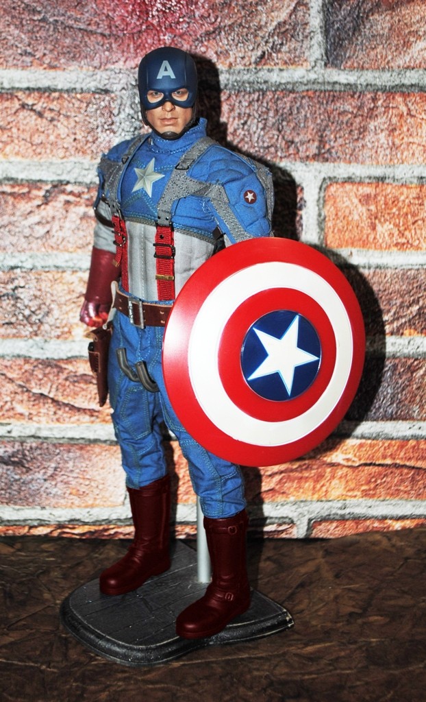 HOT TOYS: CAPTAIN AMERICA CUSTOM 1/6 Dsc_0112