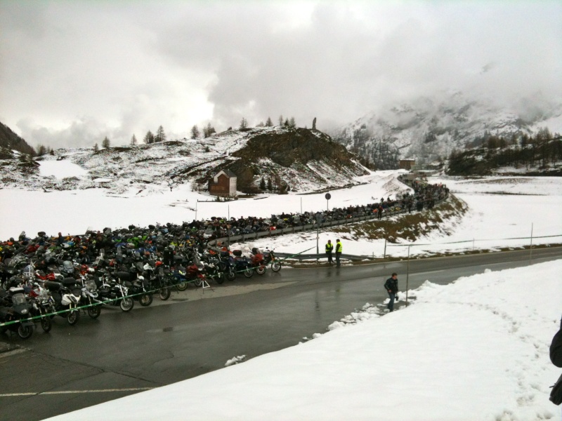 Montée au Simplon Foule110