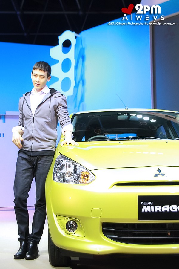 [20.03.12] Conférence de presse Mitsubishi Mirage (Nichkhun) 1098