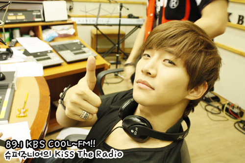 [29.07.12] [PICS] KBS Kiss the Radio (Junsu, Wooyoung & Junho) 13139