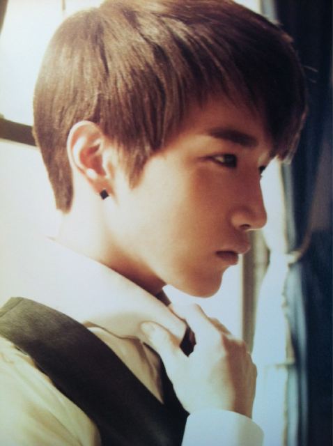 [29.11.11] [Scans] Republic of 2PM - Type B 184