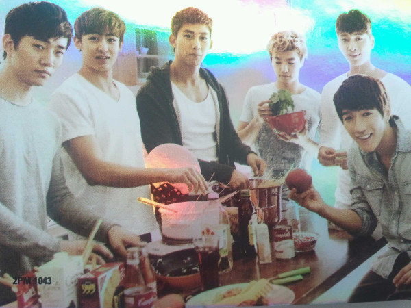 [29.06.11] 2PM Cards 1910