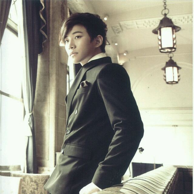 [29.11.11] [Scans] Republic of 2PM - Type B 2223