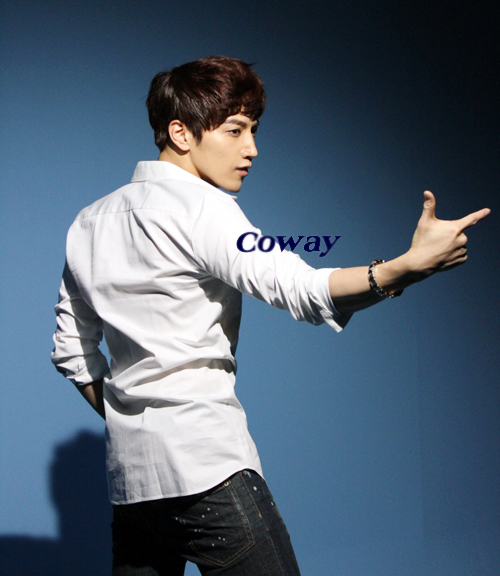 [05.03.12] [BTS] 2PM pour Woongjin Coway 4142