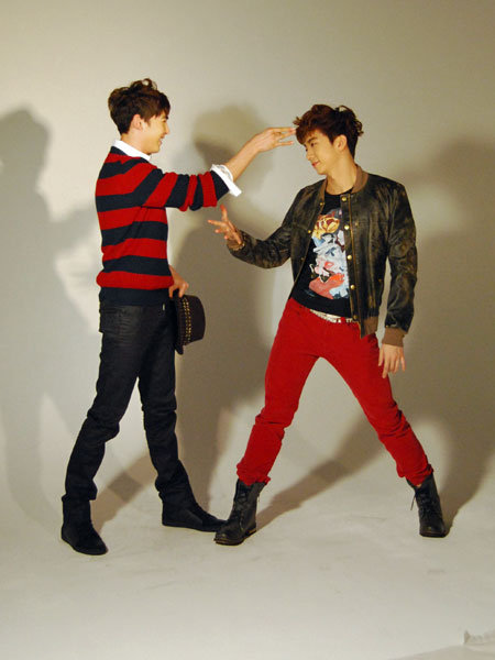 [12.01.12] Elle Girl 2012 (Nichkhun & Wooyoung) 497