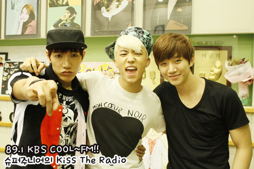 [29.07.12] [PICS] KBS Kiss the Radio (Junsu, Wooyoung & Junho) 7198