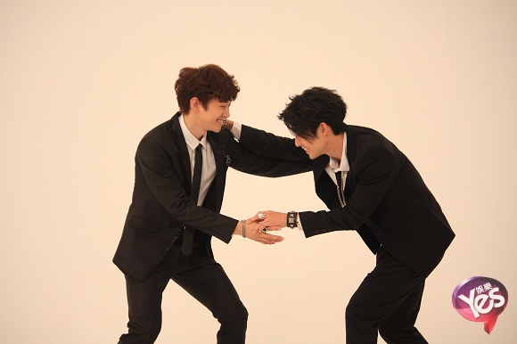 [03.04.12] "Undefeated" MV BTS - Junho & Vanness 8117