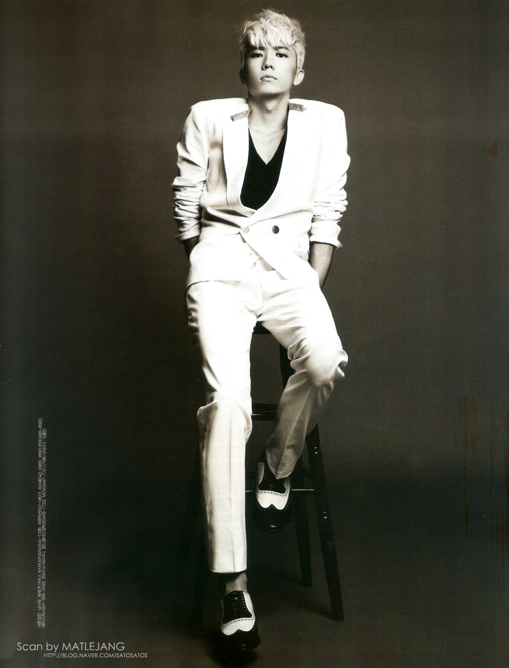 [19.07.12] Wooyoung dans le magazine Elle 8181